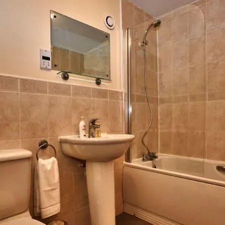 Pearl - Haymarket Apartment