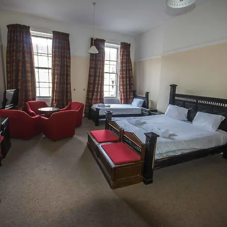 York House 2* Edinburg