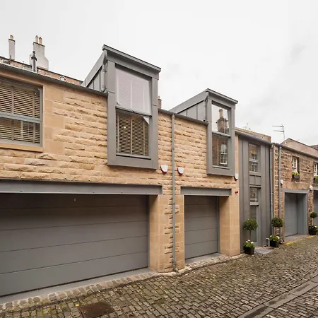 Atholl Apartment