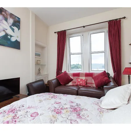 Homely Tenement For 2 Near Botanic Gardens