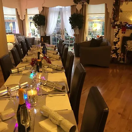 Aaran 4* Edinburgh