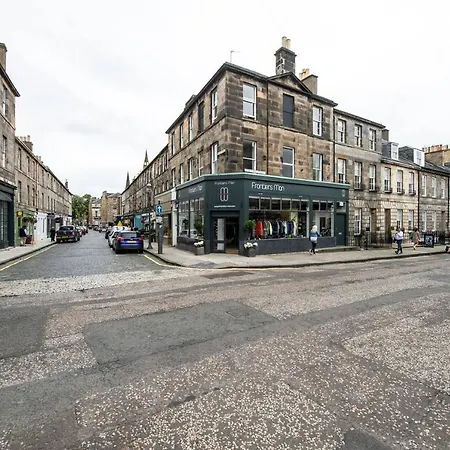 Guestready In West End Apartment