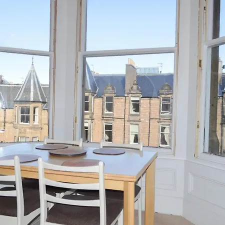 Spacious 4 Bedroom In *