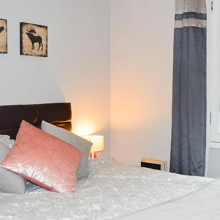 Apartamento 1 Bedroom Flat Near Leith Shore Edimburgo
