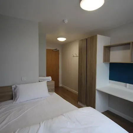 אכסניה Edinburgh Haddington Place Hostel *
