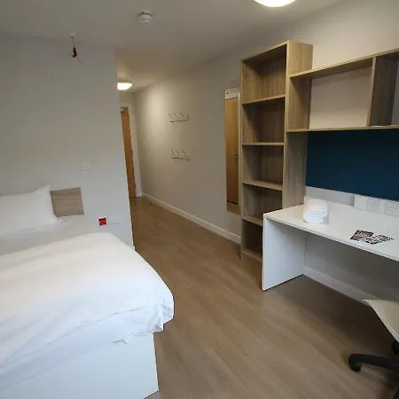 Edinburgh Haddington Place Hostel *