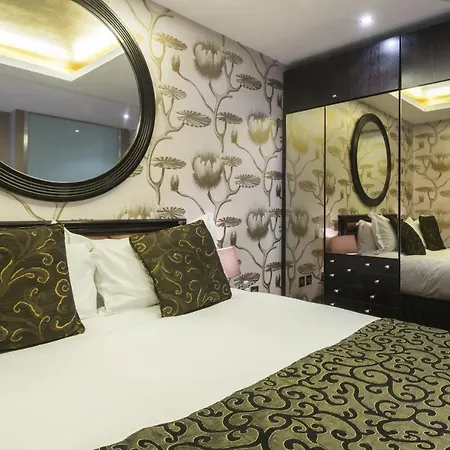 Le Monde 4* Edynburg