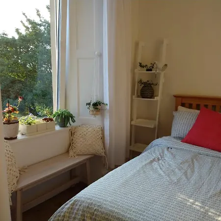 Stunning One Bedroom Flat On Central Leith Apartment *