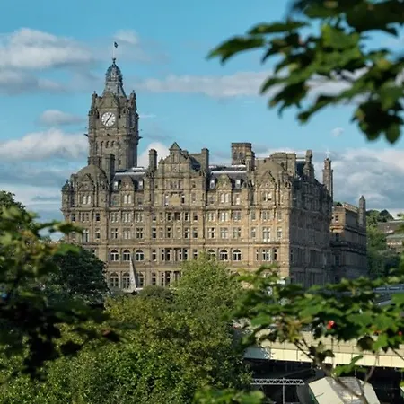 The Balmoral 5*
