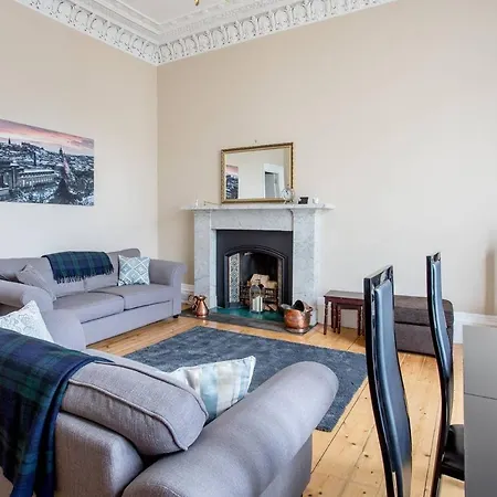 Altido 2bed Flat In Heart