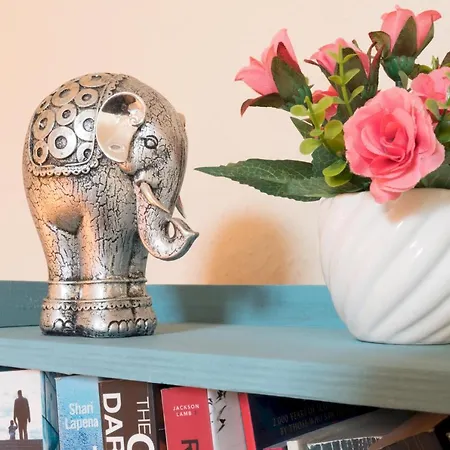 Stylish & Central! Stunning Old Town Flat إدنبرة