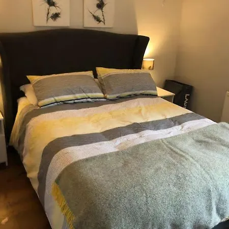 2bed 2bath Short Walk Royal Mile Parking Lift Appartement