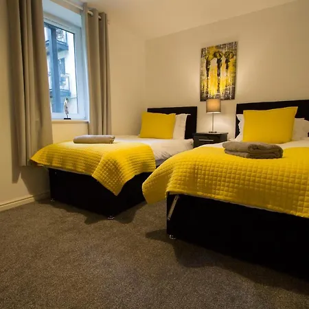 Daire Large Ground Floor 3 Bed With Parking *