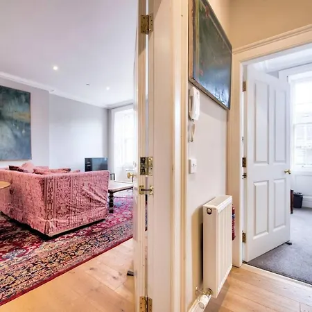 Luxury Frederick Street *