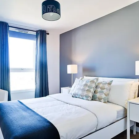 公寓 Spacious City Centre 3bed