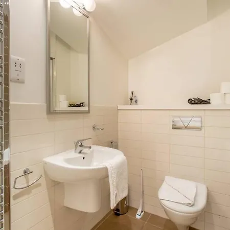 Apartamento City With Garden Edimburgo