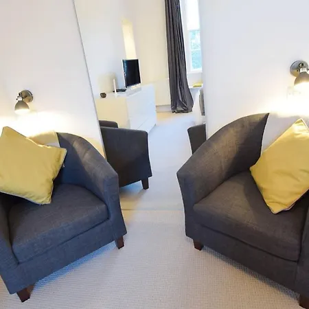 Joivy Modern Centre Flat Next To Calton Hill Apartmán *