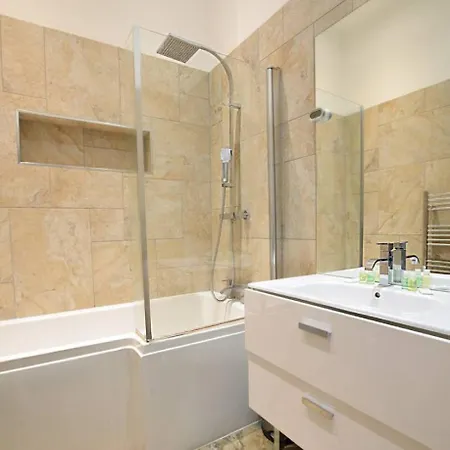 2bed Flat Next To Castle Édimbourg