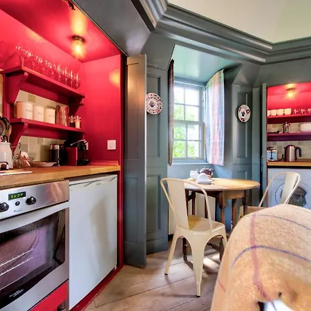 Altido Rockhouse: Historic Gem - Photographer's Studio * Édimbourg