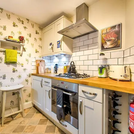 Apartament Haymarket Haven Super Stylish City Centre Apt Edynburg