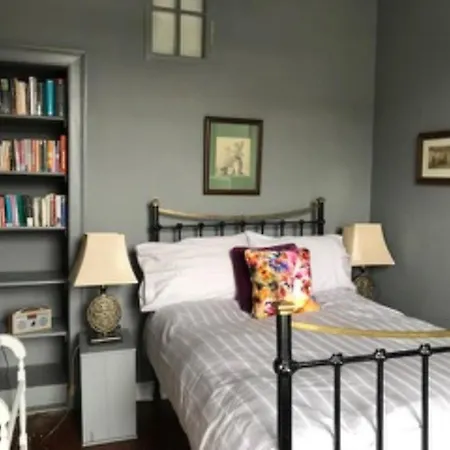 Apartment Elegant 2 Bedroom In City Centre Edinburgh