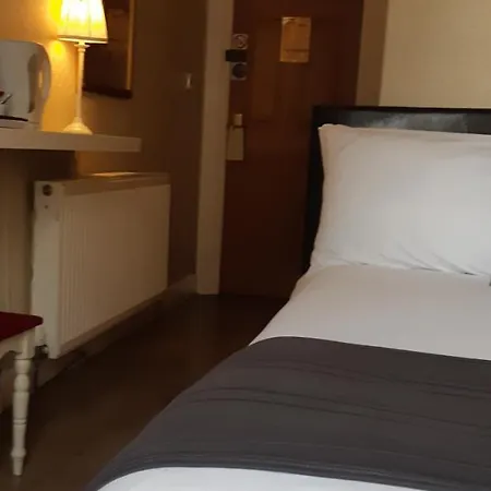 Townhouse 3*