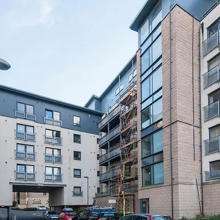 Ultimate Easter Road Apartment Edinburgh