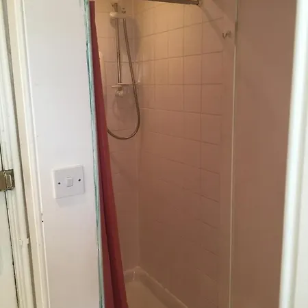 City In Well Known Canonmills! Apartment