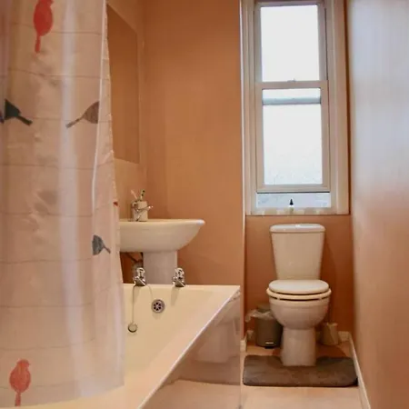 Classic 2 Bedroom Flat Apartament Edynburg
