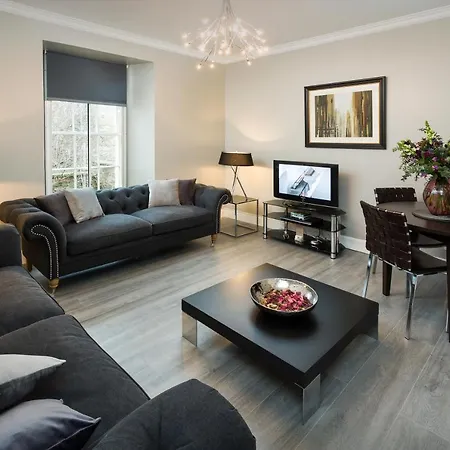 Nicolson Apart Otel 4*