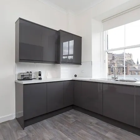 Elegant 3bdroom/2bathroom Lothian Rd * Edinburgh