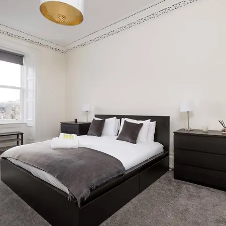 Daire Elegant 3bdroom/2bathroom Lothian Rd