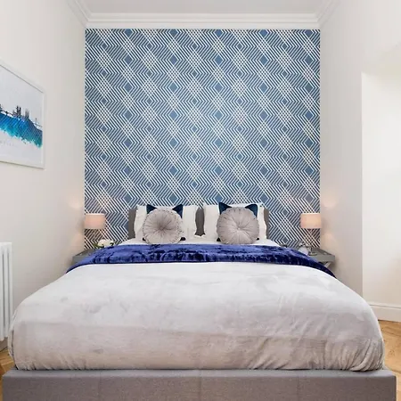 Luxury Renovated 1 Bed Nr St - Super * エディンバラ
