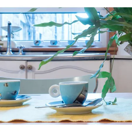 Traditional 2br Tenement In The ❤️ Of Leith Εδιμβούργο