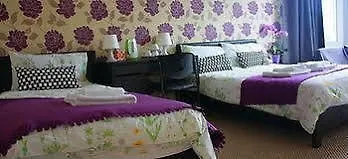 Edinburgh Holiday Guest House Alojamento de Acomodação e Pequeno-almoço