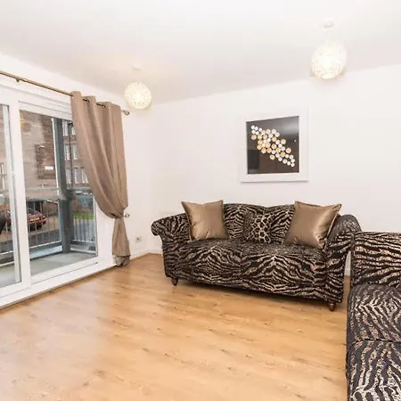 Holistic - Albion Gardens Apartment *