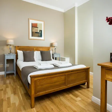 St Giles 4* Edinburgh