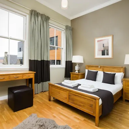 St Giles Apart Otel