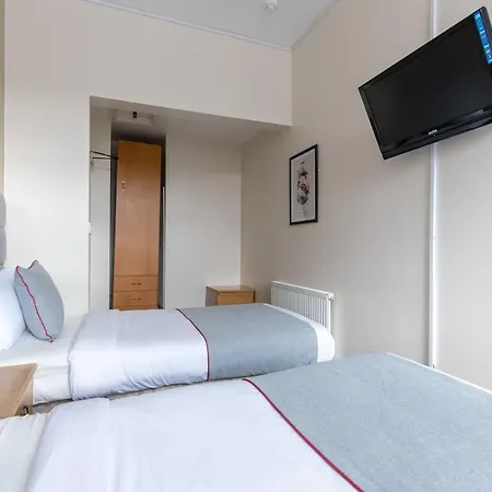 Oyo St Andrews 3*