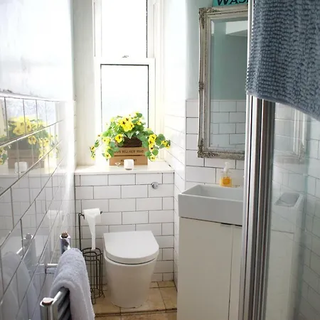 Lovely 1 Bedroom In Central Apartment Edinburgh