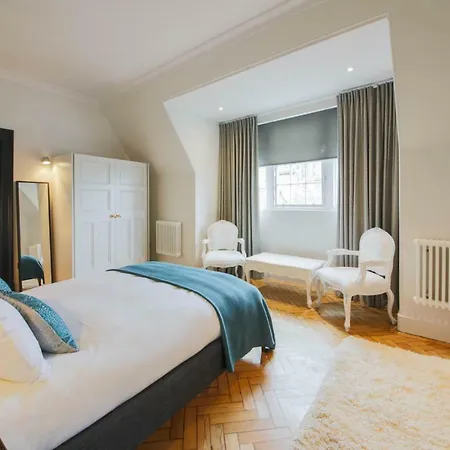 Linton Collection - The West Wing Edimburgo