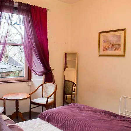 Bright 2 Bedroom In Apartamento