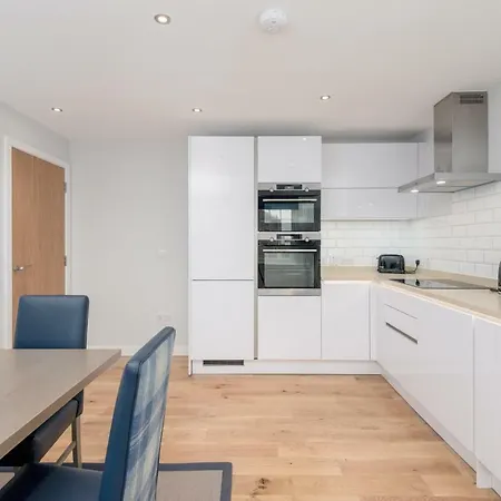 Destiny Scotland - Royal Mile * Edinburgh