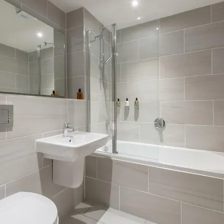 Destiny Scotland - Royal Mile Apartmán *