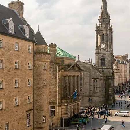 Destiny Scotland - Royal Mile *