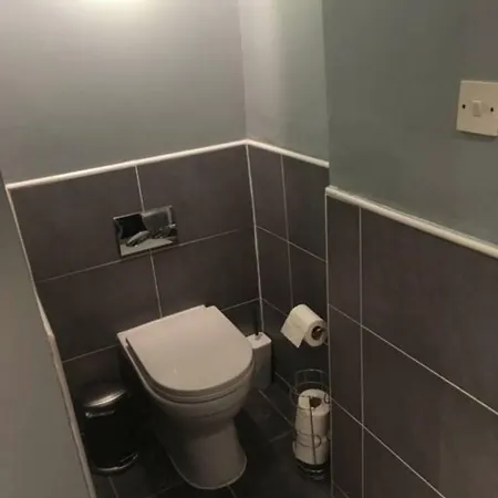 Cosy 1 Bedroom *