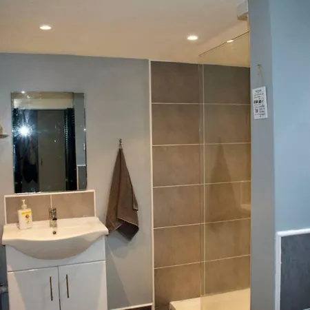 Cosy 1 Bedroom Apartment