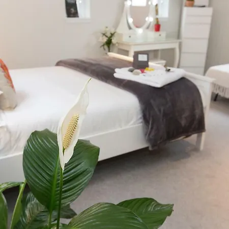 Justb Deva Edinburgh 4*