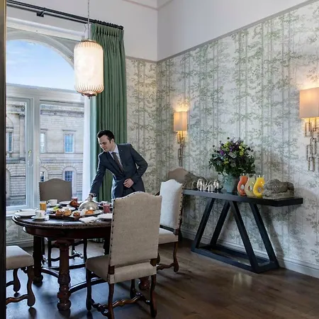 The Balmoral Hotel 5*