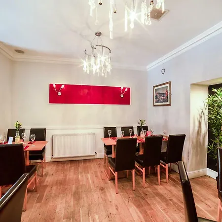 Victoria Park House * אדינבורו